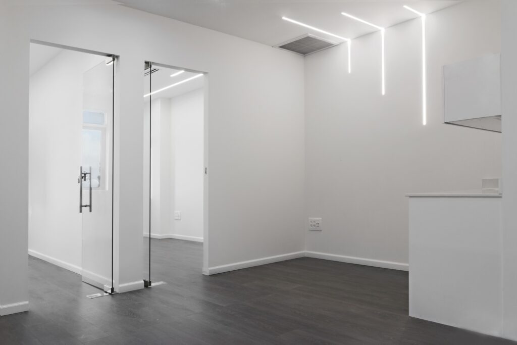 משרדים בבית הנציב